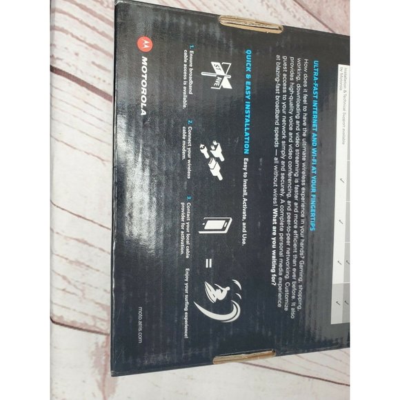 Motorola Surfboard Extreme Wireless Cable Modem And Gigabit Router - Picture 12 of 12